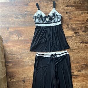 Soma Black and White w Lace and Jewel Detail Pajama Set Sz M